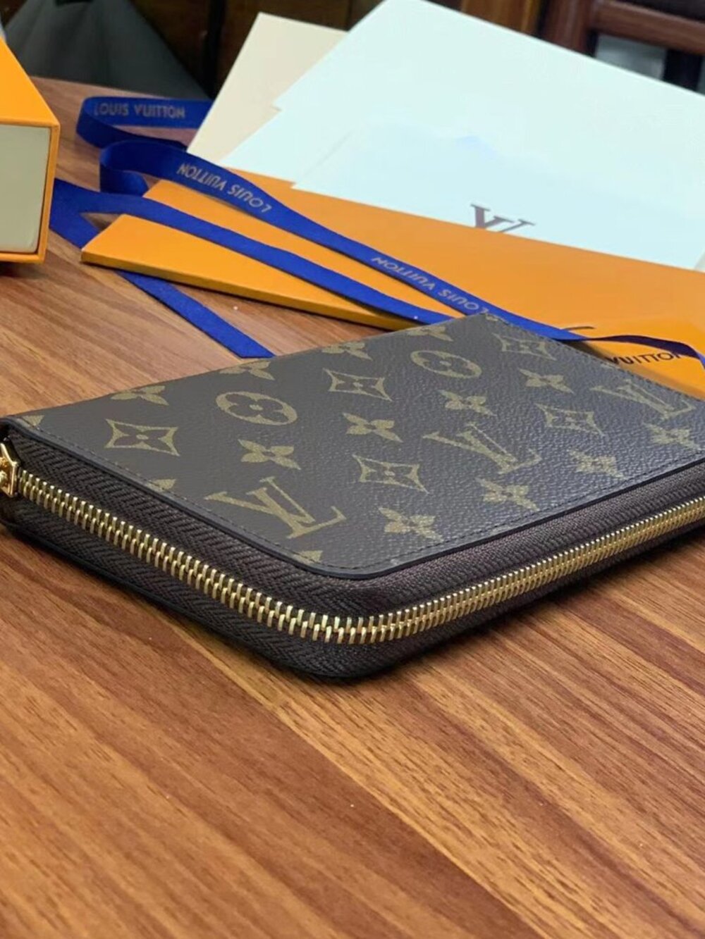 lv Pochette Felicie Monogram Fuchsia Lining - Picture 7 of 9